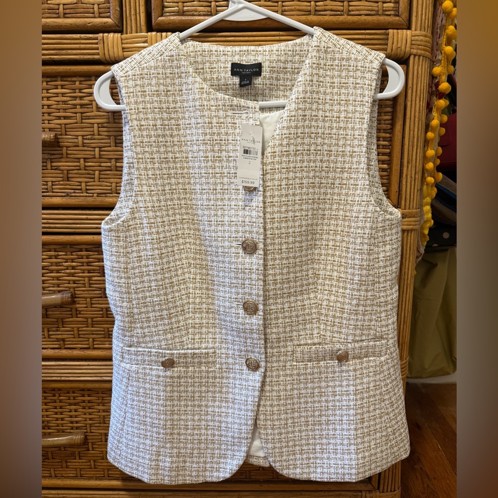 Ann Taylor Beige and White Tweed Collarless Vest